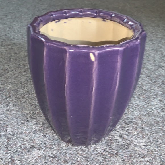 Purple Vases - Picture 6 of 10